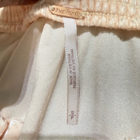 NWOT Free People Terese Velour Crop Top Pink Tint Flutter Balloon Sleeves Size S - Picture 8 of 13